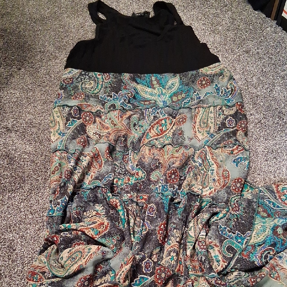 Karen Kane Black and Multicolor Paisley Maxi Dress